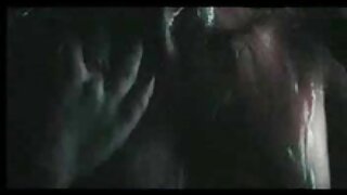 Nasty phim setmoi bitches đang thủ dâm xem võ sĩ quyền anh chiến đấu trên một võ đài