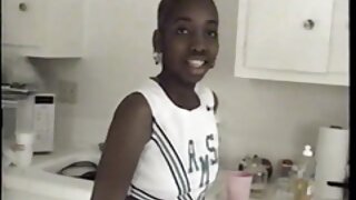 Curvaceous tóc vàng sexpot Cyd phimsex 2020 Black có một trò chơi BDSM trong tầng hầm