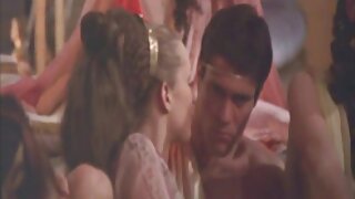 Con điếm luôn thèm khát tình dục Kiki Daire bị một bộ đôi người da đen phim xey moi đụ