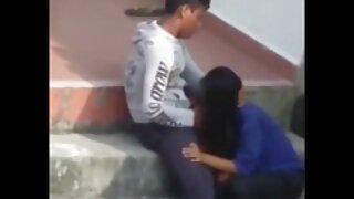 Kinh ngạc brunette quay len gai moi lon thu dam girlie với lớn boobies thích sự nịnh hót ngon prick