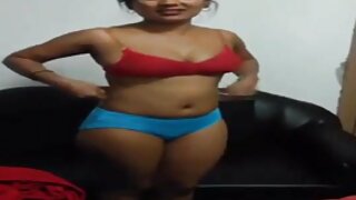 Miệng tưới nước brunette búp bê Abella Nguy hiểm mất lớn sex mới không che tinh ranh quả bóng sâu